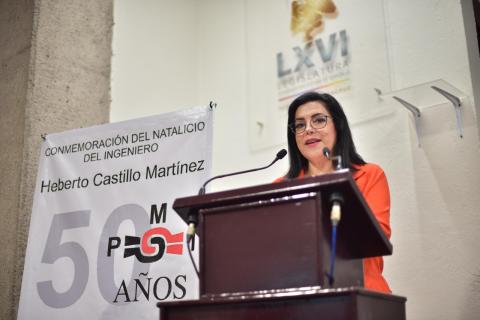 Conmemora Congreso natalicio de Heberto Castillo