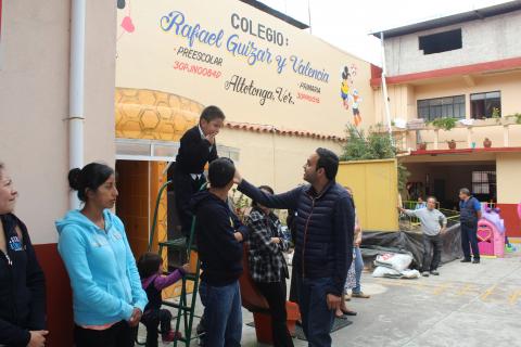 Pone en marcha Carlos Morales construcción de techado en colegio de Altotonga image 3
