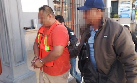 Acusan de homicidio a excomandante de la policía de Atoyac