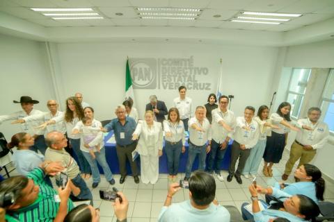 Eligen a Ana Ledezma como primera presidenta del PAN en Veracruz