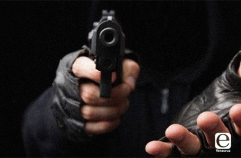 Dinero y hasta zapatos hurtaron en tienda de Nogales