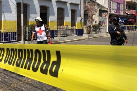 Hombre es asesinado a balazos en restaurante del puerto de Veracruz
