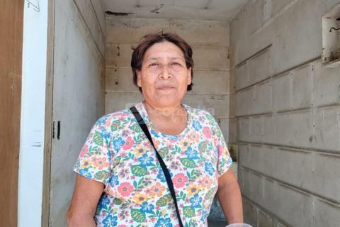 Bety dice adiós a 45 años en Mercado de Artesanías de Veracruz