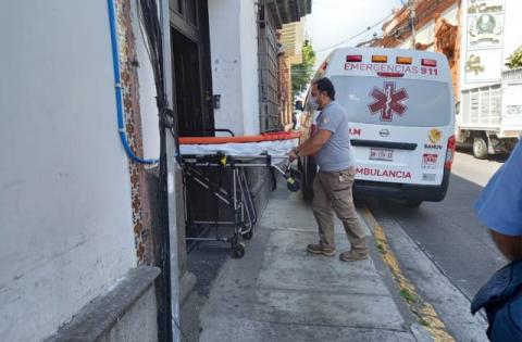 Consejero del OPLE se accidenta en su oficina