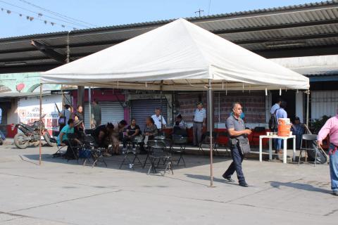 Tras bloqueos de cañeros, sube 5 pesos el bulto de azúcar en Veracruz