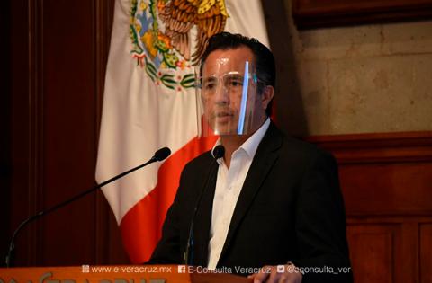 Cuitláhuac pide paciencia para acceder a vacunas, en línea