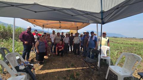 Realizan muestreo de fumigación “aérea”. Con drones agrícolas