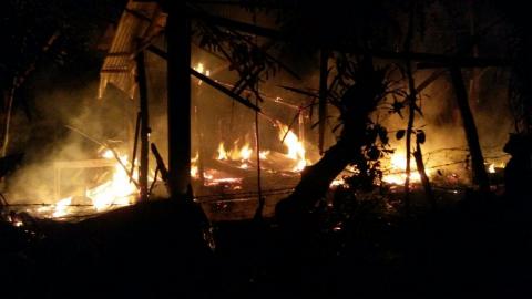 Explota bodega clandestina de cohetes en Veracruz image 1