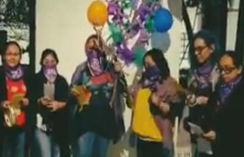 Feministas modifican letra de La Rama para exhibir violencia en Veracruz