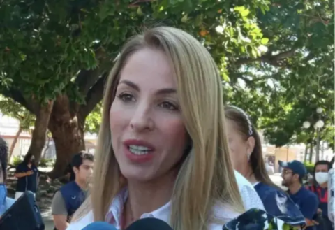 Paty Lobeira presume: deja 100 millones en tesorería de Veracruz