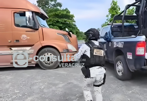 No fue huachicol, denuncia empresa de pipa asegurada en Poza