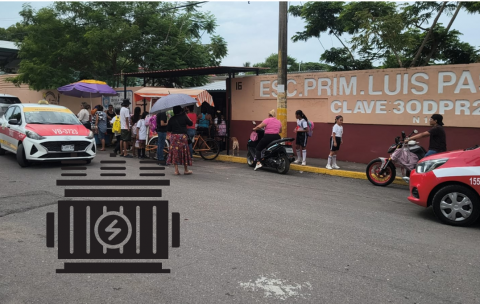 CFE retira transformador y deja sin climas a 500 alumnos en Boca del Río