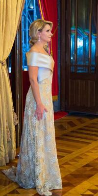 Alejandro Carlín diseñó vestido de Angélica Rivera para noche del Grito image 1