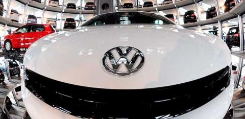 Semarnat solicita a VW datos de 39 mil 890 autos vendido en México