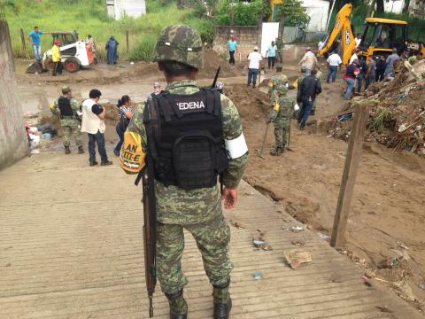 Lluvia provoca deslave en Coatzacoalcos image 2