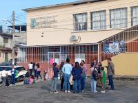Padres toman primaria en Xalapa; piden destitución de la directora