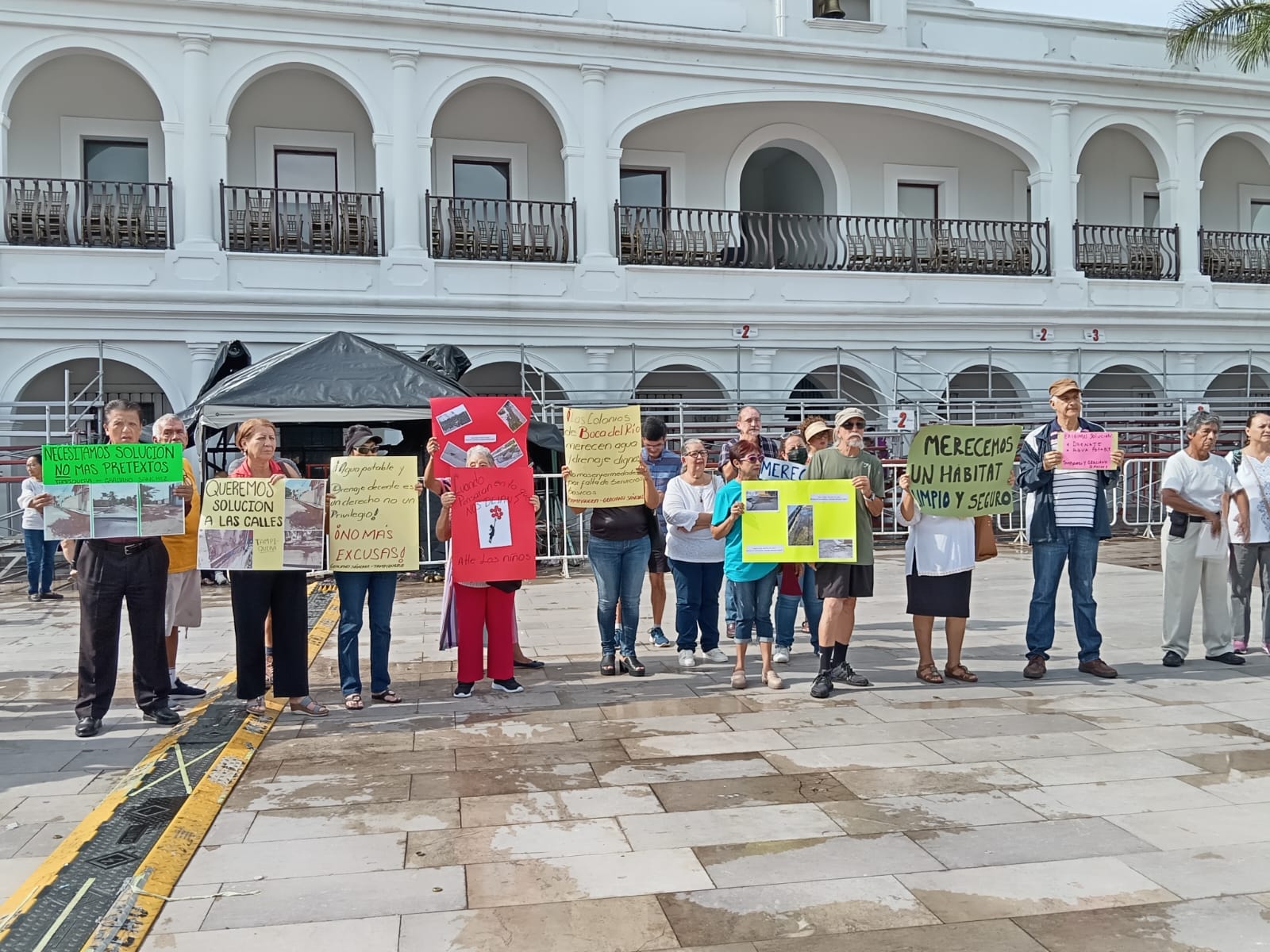 Por Drenaje En Mal Estado Vecinos De La Tampiquera Explotan Contra CAB