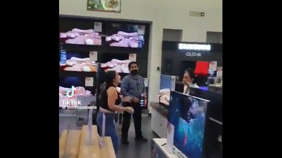 Captan Pelea Entre Dos Mujeres En Centro Comercial De Boca Del Río E Veracruzmx Periódico 5774