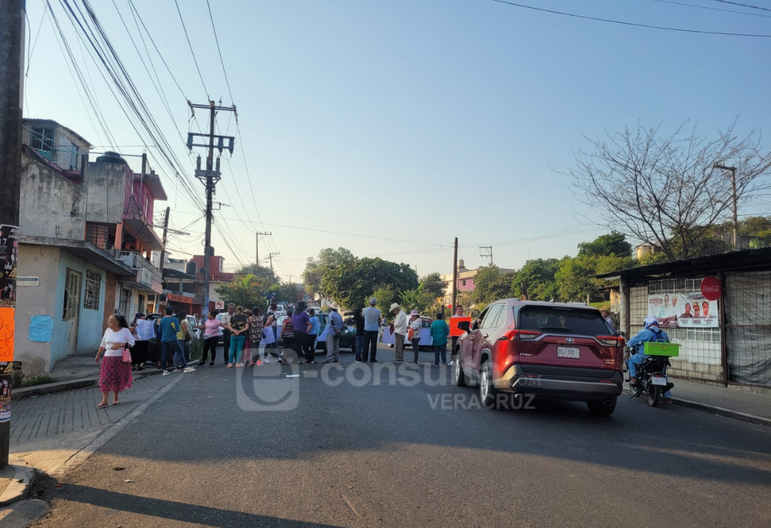 bloqueo_agua_xalapa_2.png