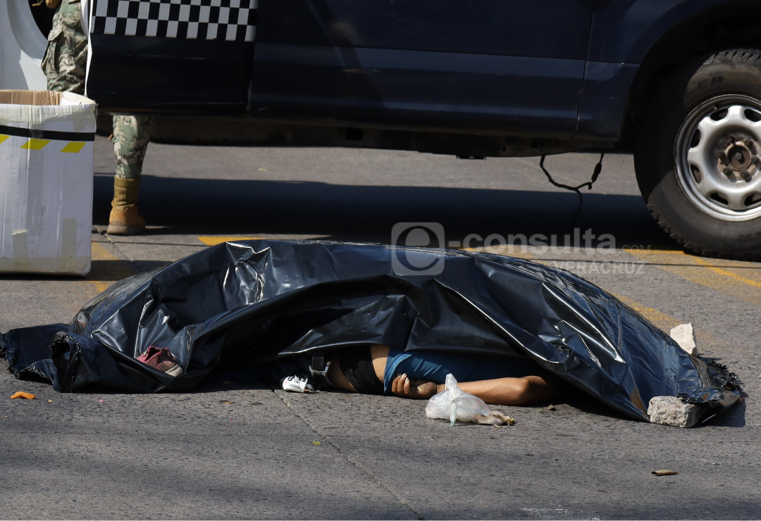 hombre_atropellado-camion_urbano-veracruz.png