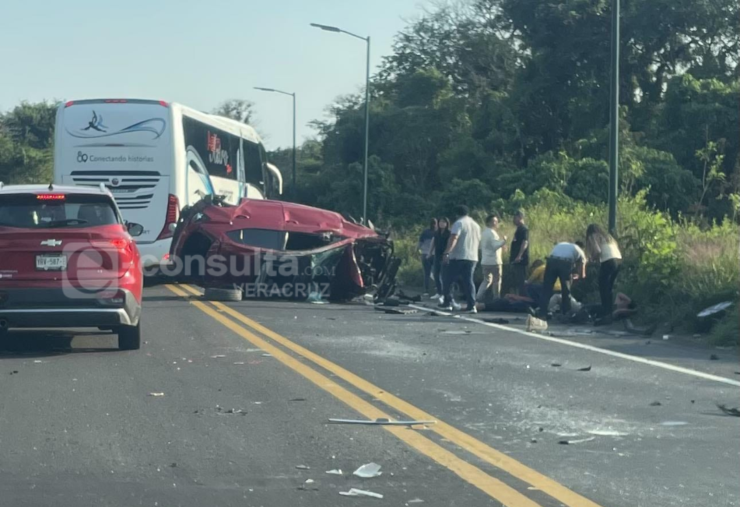 lesionados-accidente_vehicular-libramiento_coatepec_2.png