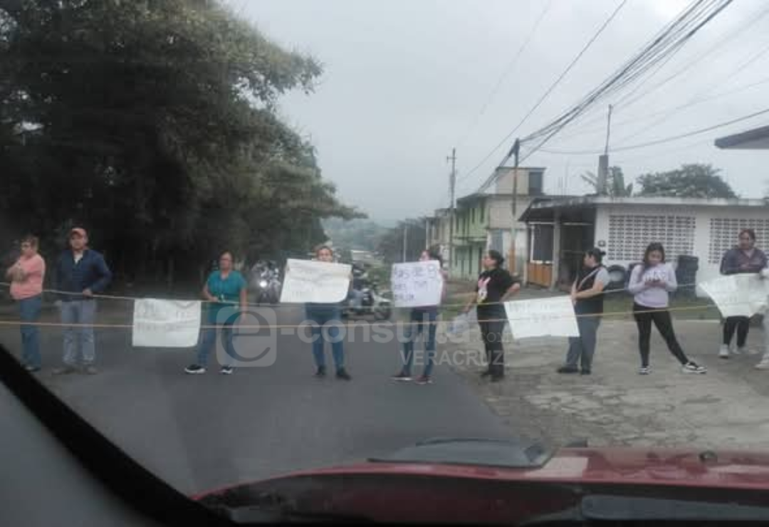 carretera_xalapa_alto_lucero-falta_agua-xalapa_1.png