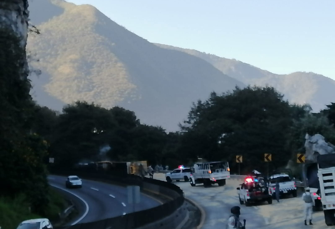 accidente-orizaba_ciudad_mendoza-mujer-motociclista_1.png