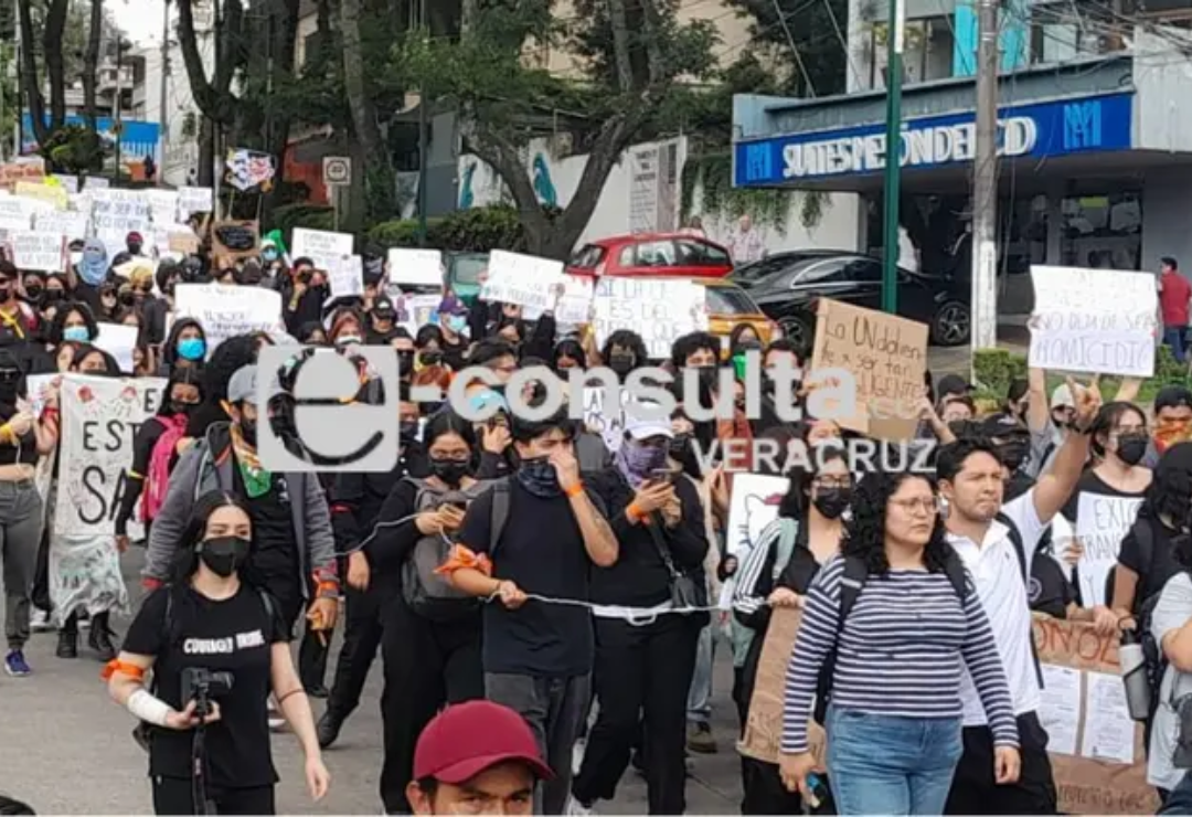 marcha-estudiantes_uv-poza_rica_tuxpan.png