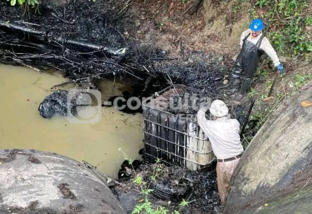 fuga_de_petroleo-coatzintla-contaminacion_de_agua_3.png