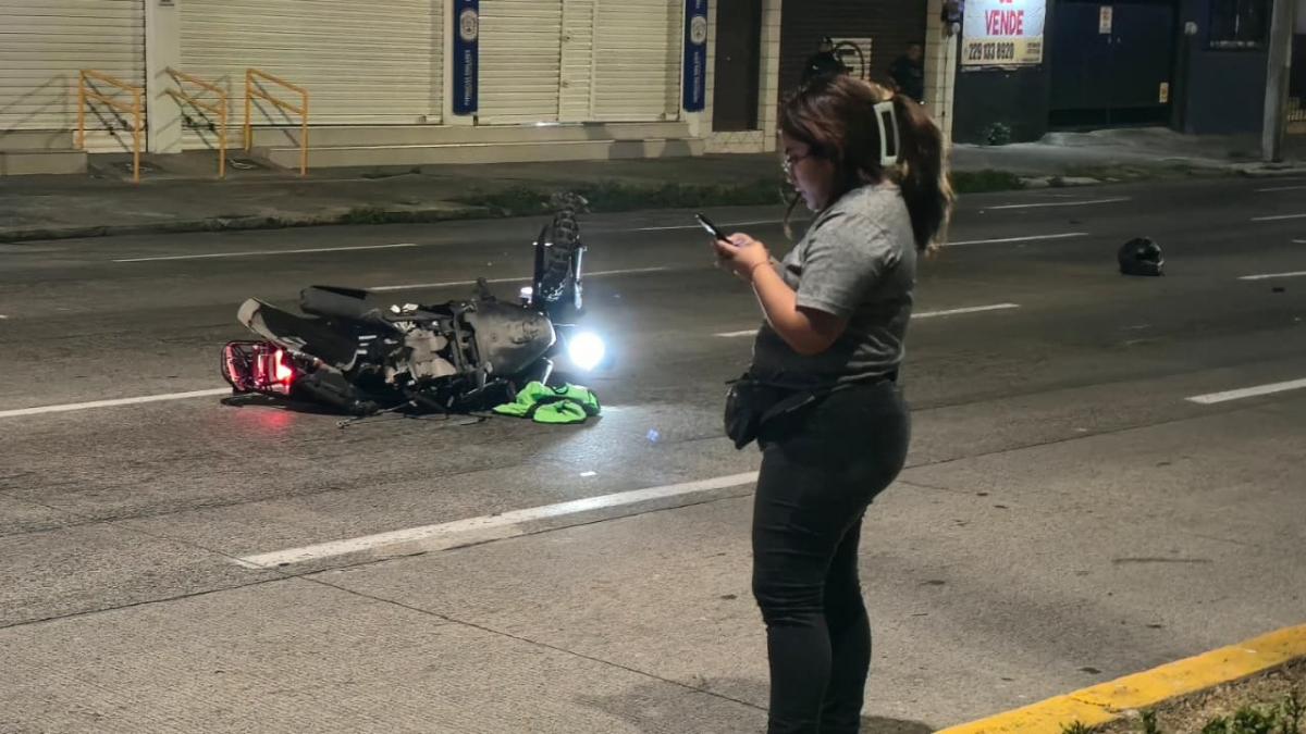 accidente-avenida_allende-veracruz.jpg