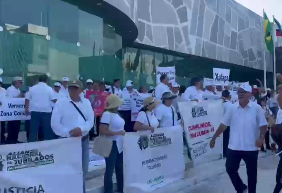 jubilados-protesta-boca_del_rio.png