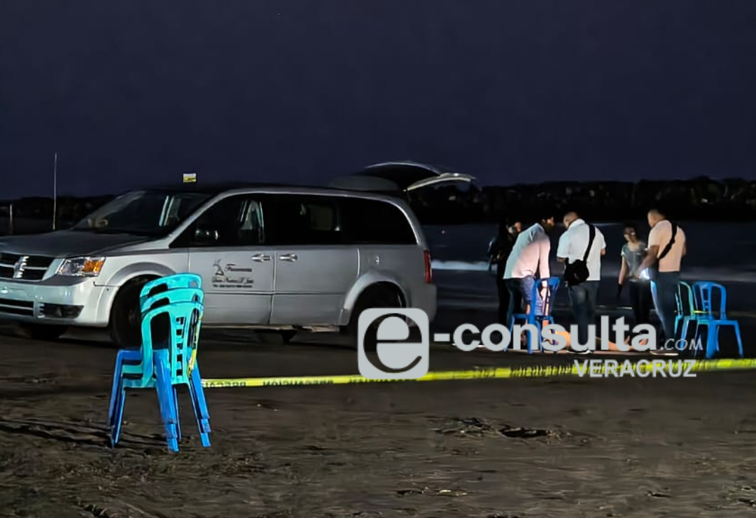 turista-playa_mocambo-boca_del_rio.png