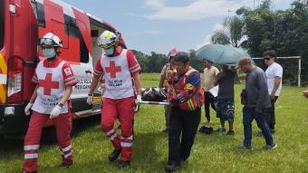Pareja cae 20 metros mientras volaba en parapente en Fortín