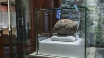 Exhiben en Teotihuacán pelota de hule de 3 mil 500 años de Veracruz