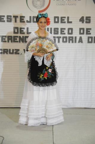 Gobierno Municipal realiza conferencia y pasarela “La historia del traje de jarocha” image 3