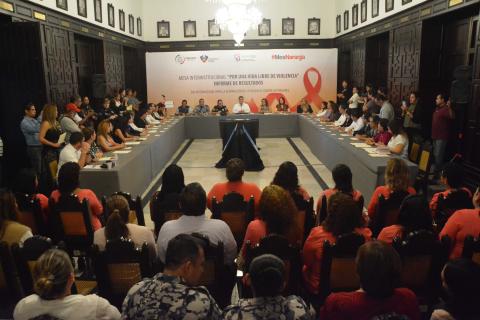 Ramón Poo encabeza sesión de Mesa Interinstitucional “Por una vida libre de violencia” image 1