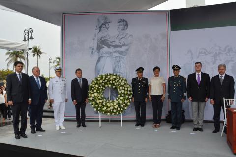 Ramón Poo asiste a ceremonia conmemorativa de Consumación de la Independencia de México image 2