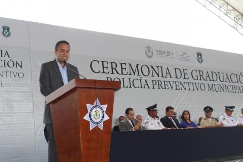 Se capacita a la policía para responder a la ciudadanía: Carlos Morales image 1