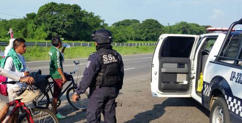 Mantiene Policía Estatal presencia en carreteras del sur