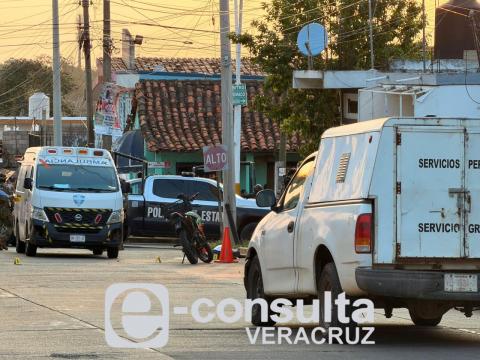Asaban pollos cuando fueron baleados en Acayucan