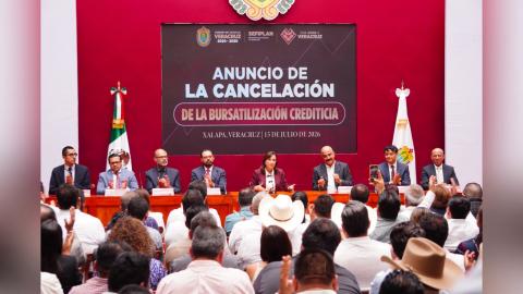 Nahle salda bursatilización y avisa a alcaldes: no más deuda