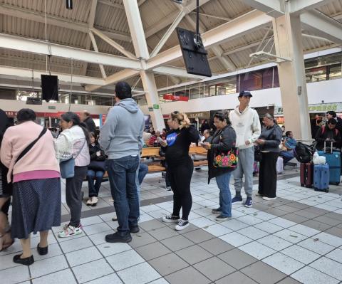 Usuarios reprograman viajes desde CAXA por bloqueos en Veracruz