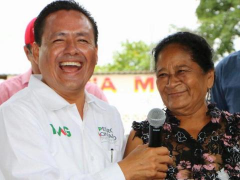 Candidato del PRI por Zongolica se promociona con canción de Maluma