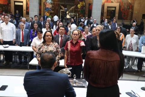 Una nueva senadora para Veracruz: Carola Viveros asume cargo