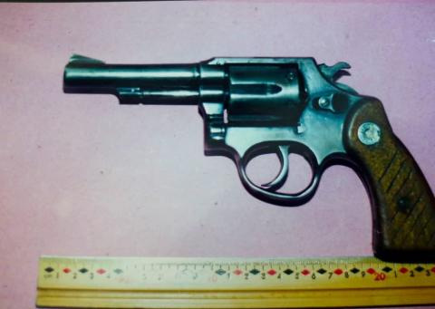 Fotografías y dibujos son parte del expediente de Mario Aburto image 2