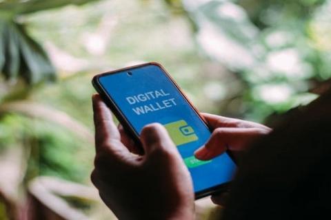 Movimiento extraño en una cuenta bancaría: ilustrativa 