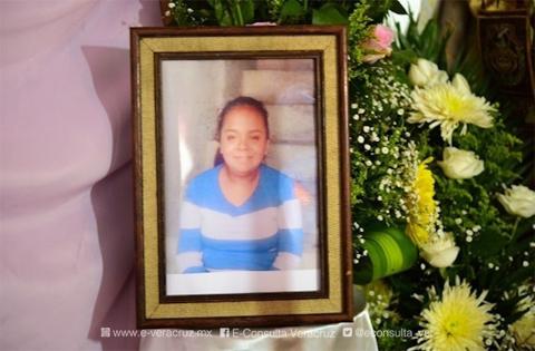 En Naolinco, marchan y piden justicia por Reyna Isabel