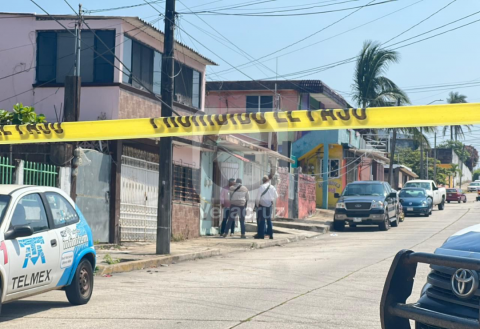 Degüellan a un hombre dentro de su vivienda, en Coatzacoalcos