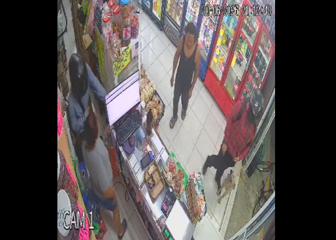Delincuentes armados asaltan tienda en Villa Rica, Boca del Río Delincuentes armados asaltan tienda en Villa Rica, Boca del Río