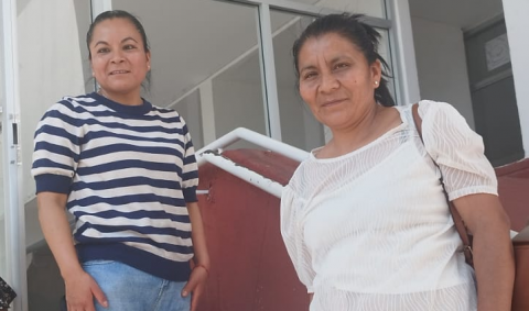 El otro San Valentín: María reparte alimentos en el CAE de Xalapa